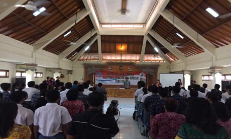 Pendidikan Politik bagi Pemilih Pemula Kota Denpasar Tahun 2016