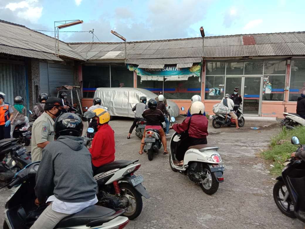 Monitoring Tim Kesbangpol di Pos Uma Anyar